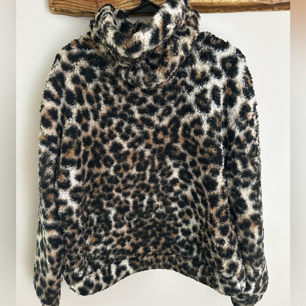 Leopard Sherpa pullover - Picture 2 of 3
